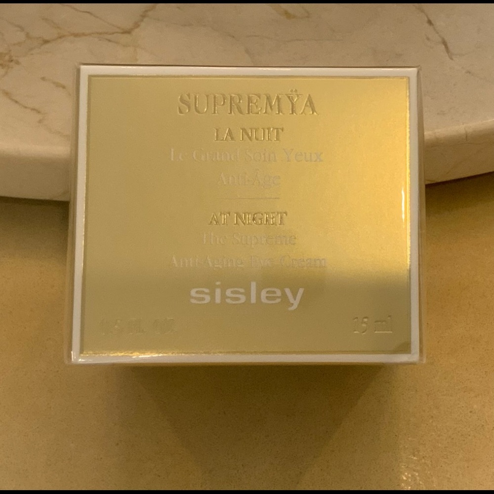 Sisley Paris
